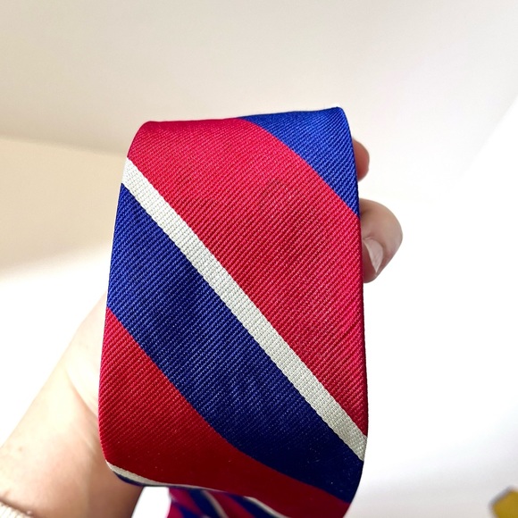 Lauren by Ralph Lauren Red, White & Blue Americana 100% Silk Necktie - Picture 5 of 5